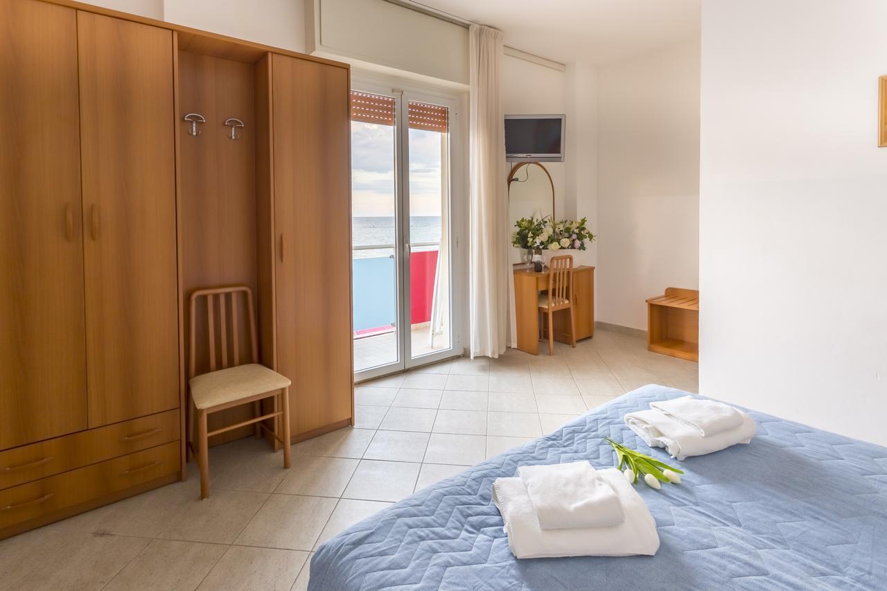 Hotel Casadei Fano Eksteriør billede